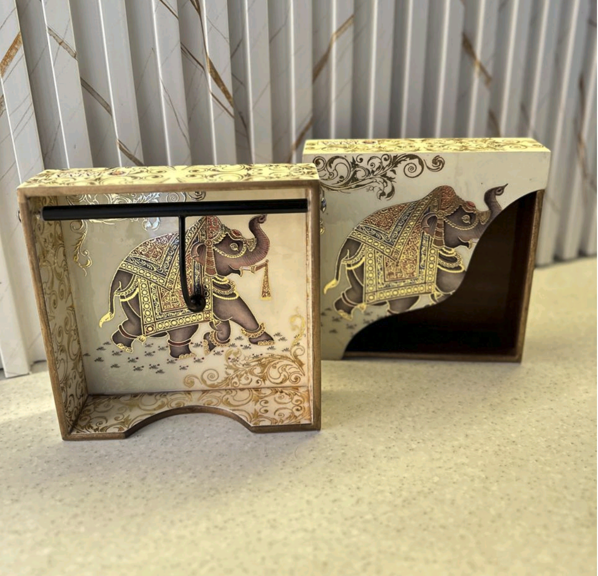 Weight Tissue with Cutlery Holder - Image 4